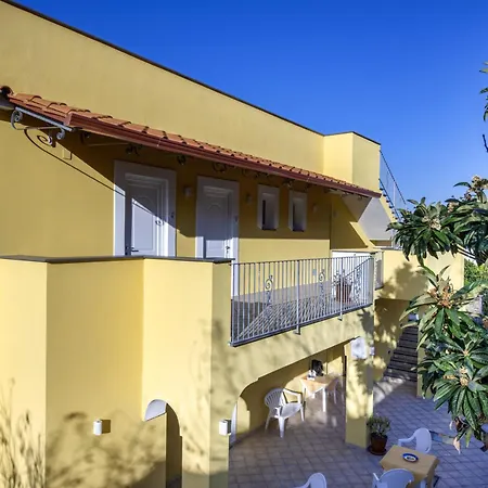 La Vigna Bed and Breakfast 3*